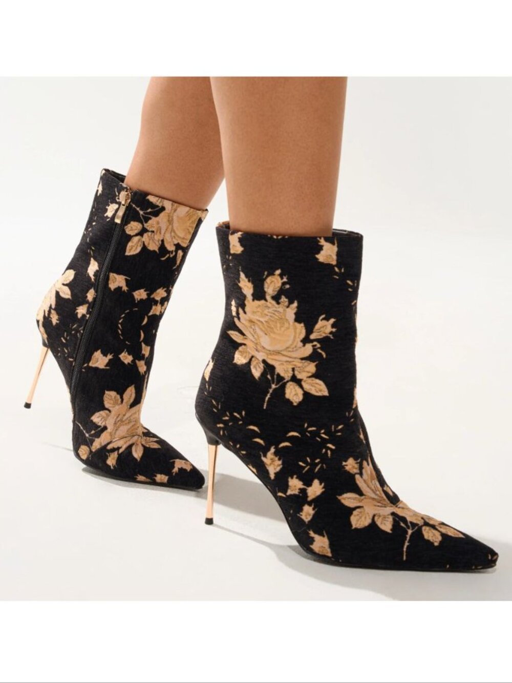 AZALEA WANG Calean Bootie Size 6 Stiletto Heels Black Gold Floral Brocade NEW